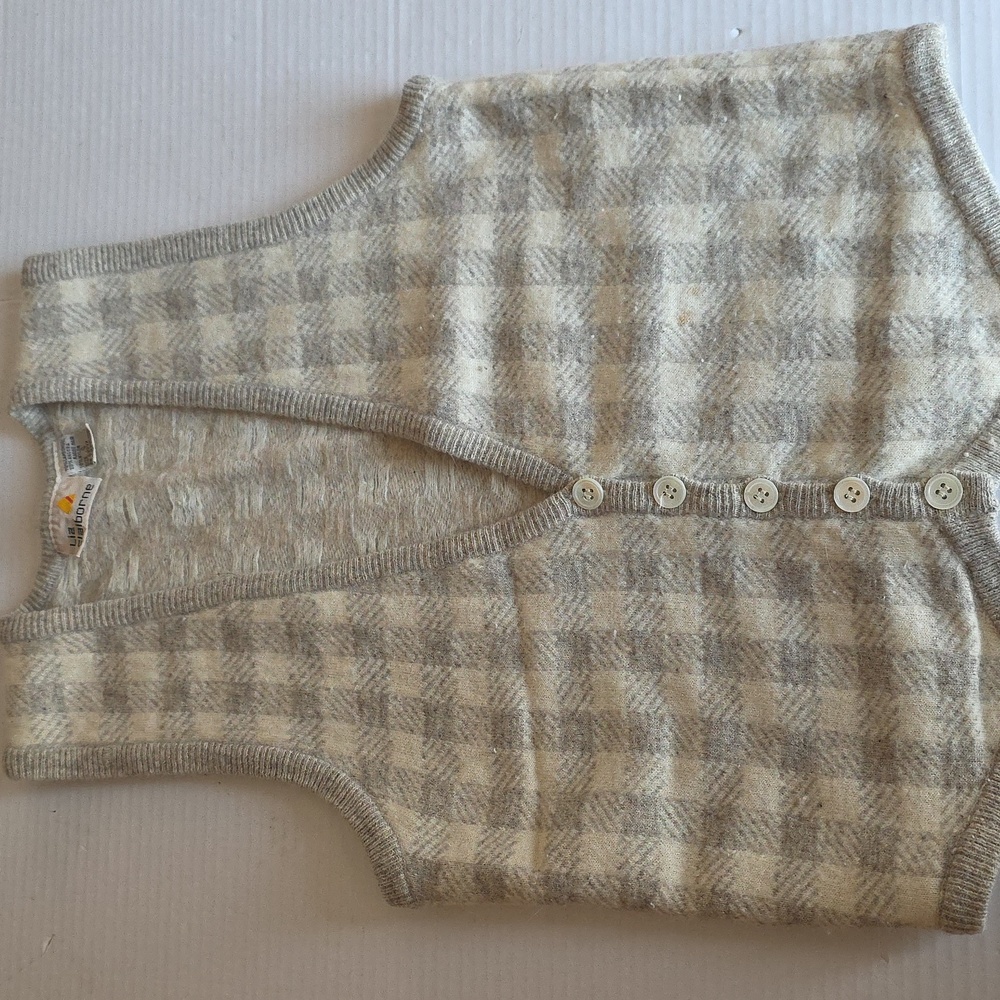 Lambskin Wool Rabbit Hair Vintage Cream Vest Size S - Picture 9 of 9
